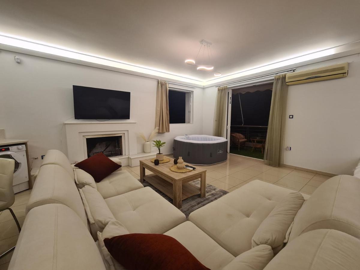 Appartement Sunny Private Jacuzzi Hydromassage Acropolis & Lycabettus Far View Parking 300m Metro Peristeri