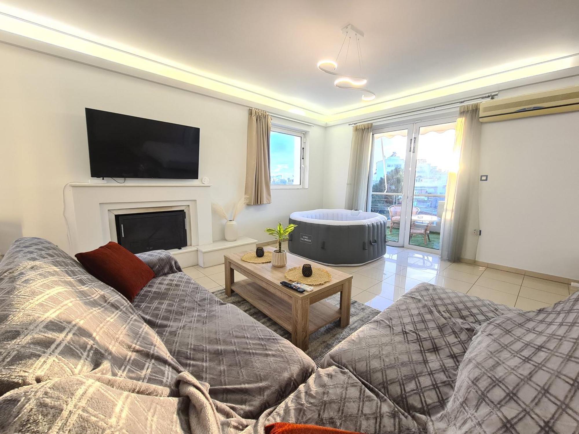 Appartement Sunny Private Jacuzzi Hydromassage Acropolis & Lycabettus Far View Parking 300m Metro Peristeri Athènes